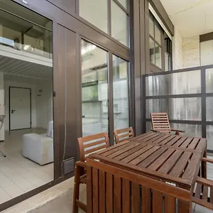  Apartamento Elegant Loft With Balcony! Italia