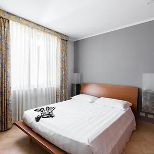  Apartamento Crosti Italia